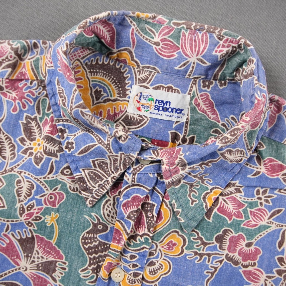 Vintage 90s Reyn Spooner Floral Bird Print Reverse Print Short Sleeve Shirt L